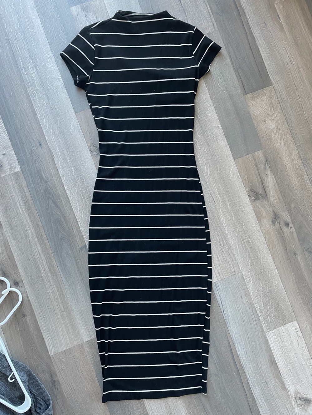 Black & White Striped Body Con Midi Dress Wet Seal XS